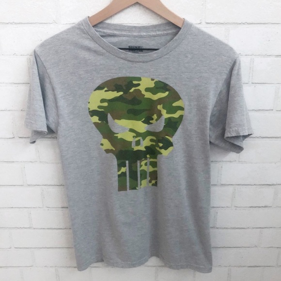 Marvel Other - MEN’S MARVEL Camo Skull T-Shirt